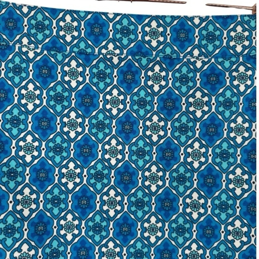 Talbots Canvas A-Line Skirt Tiny Medallions‎ Blue Size 4 Preppy Beachy Vacation